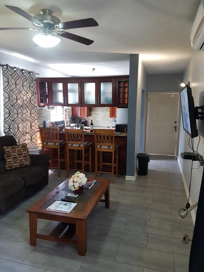 Skycastle Oasis Lejlighed Ocho Rios Eksteriør billede