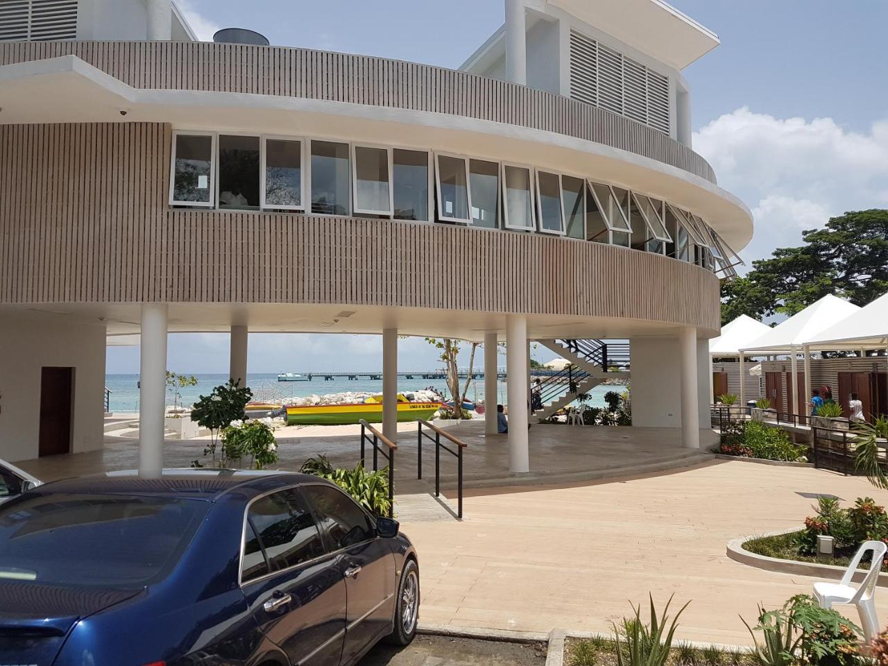 Skycastle Oasis Lejlighed Ocho Rios Eksteriør billede